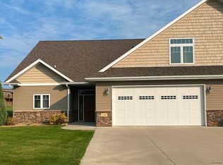 2116 E Calgary Ave, Bismarck, ND 58503