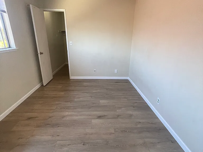 4935 Massachusetts Dr — Photo 30