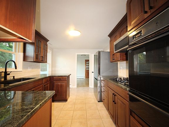 5th image of 14 Wesley St