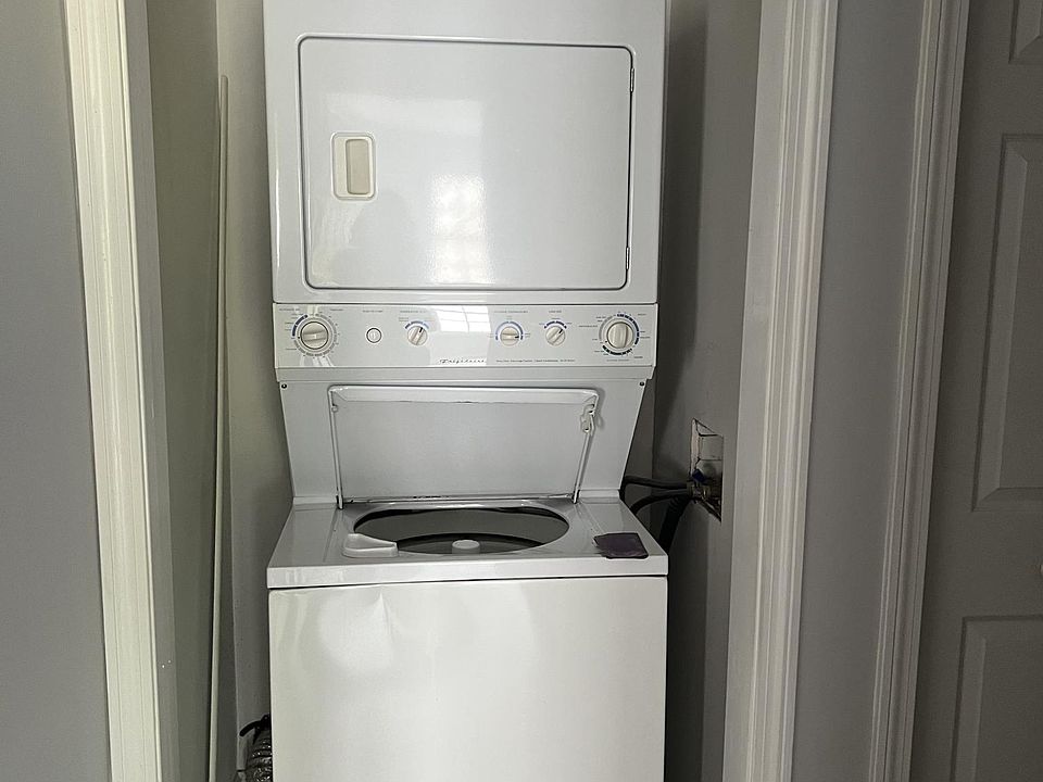 1st image of 33 Boston Ter Unit 13