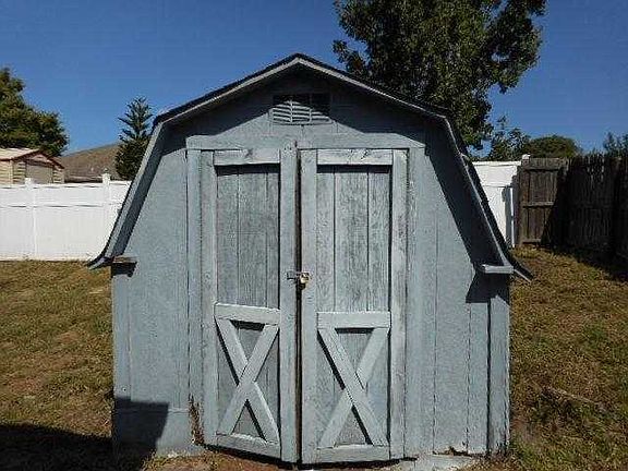 Shed