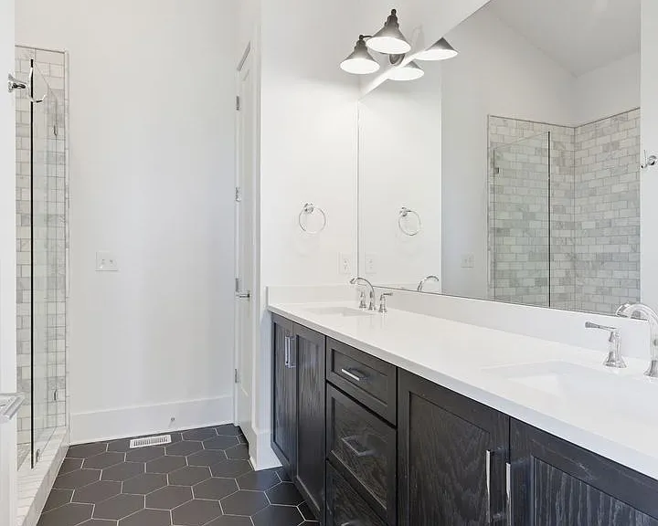1202 Katie Ave — Photo 22