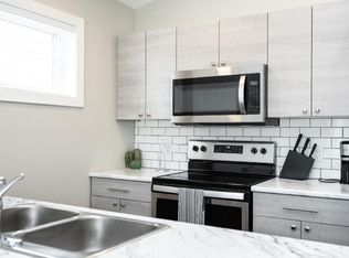 135 Maryland St, Winnipeg, MB R3G1K9