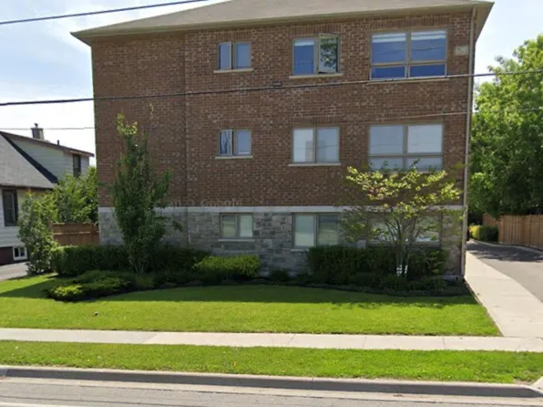 1418 Simcoe St S #3, Oshawa, ON L1H 4M4
