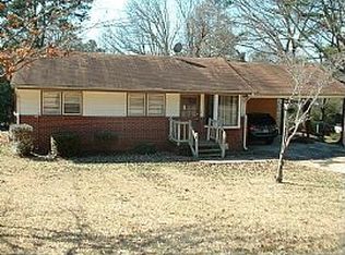 2588 Sandtown Rd SW, Marietta, GA 30060