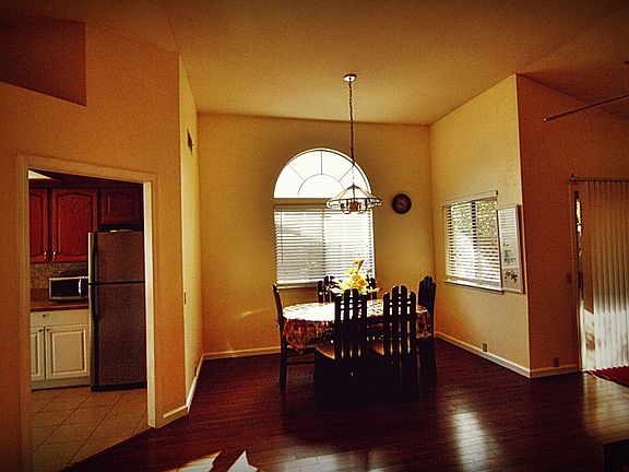 3rd image of 5256 Laguna Park Dr