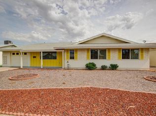 10820 W Canterbury Dr, Sun City, AZ 85351
