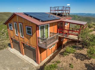 864 Watertrough Rd, Clearlake Oaks, CA 95423