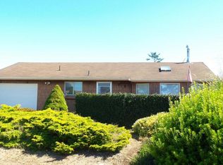 2209 NW Bayshore Loop, Waldport, OR 97394