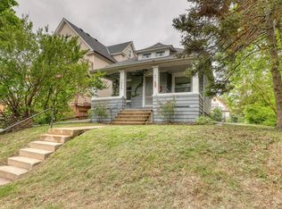 1555 S 74th St, West Allis, WI 53214