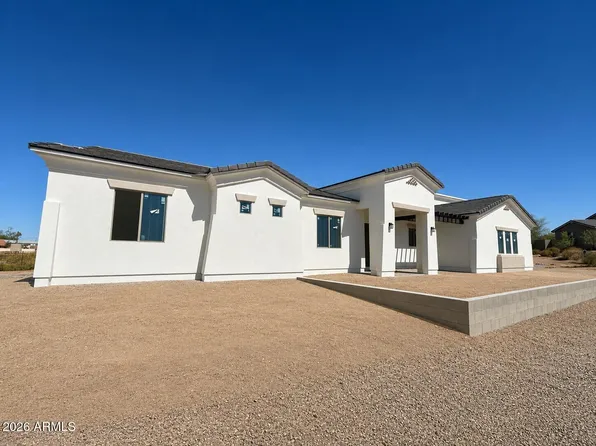 684 N MOON Road, Apache Junction, AZ 85119