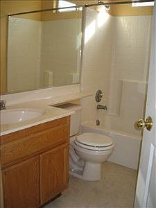 4th image of 2265 Meadowland Ct