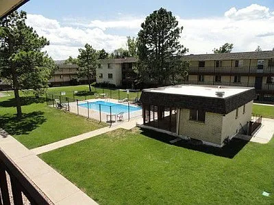 Courtyard w/Pool