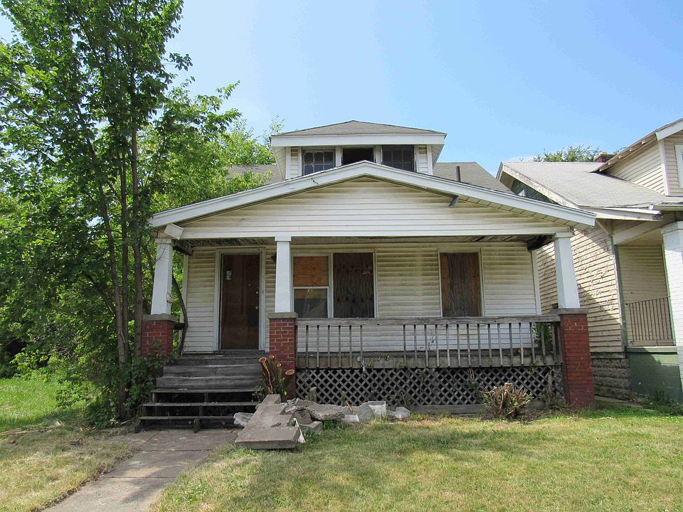 12333 Greenlawn