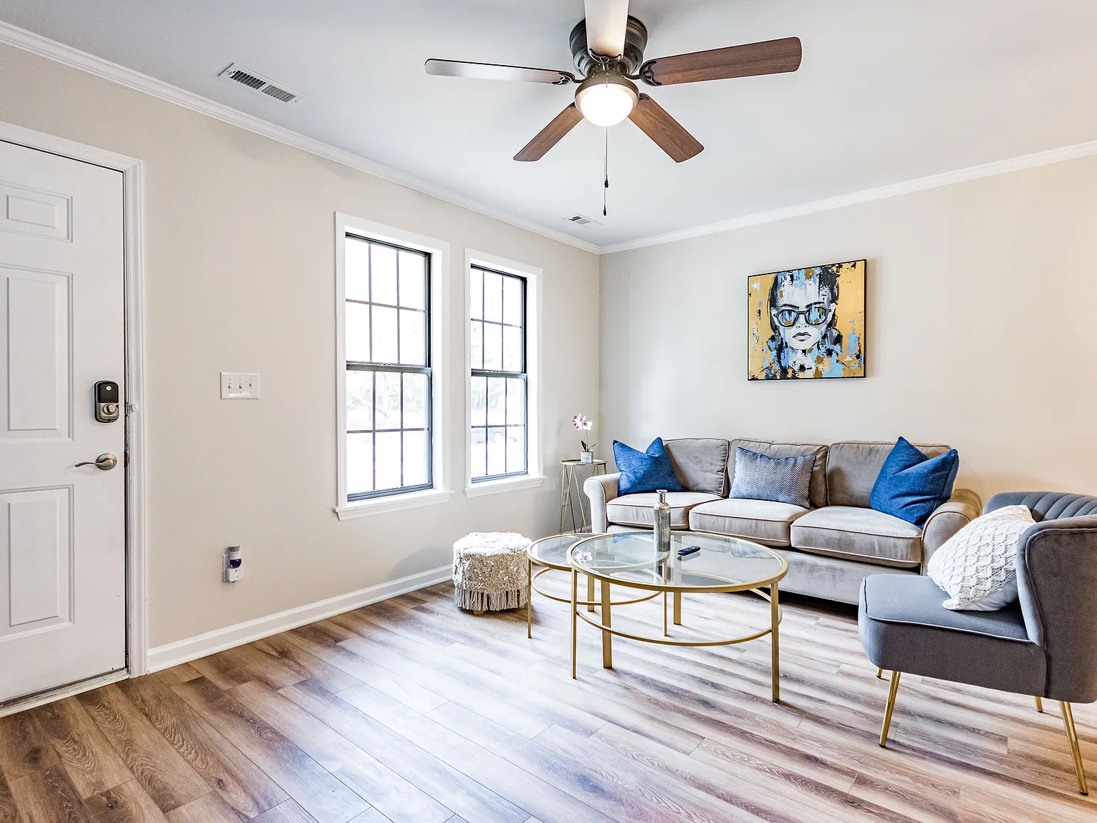 2 bed, 1.5 bath, 950 sqft, $2,600 — Photo 3