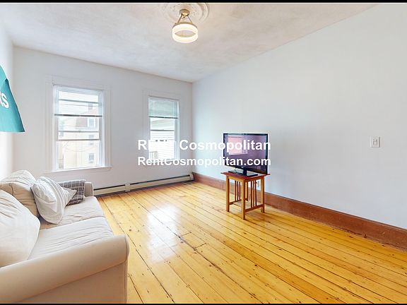 3rd image of 39 Temple St #2