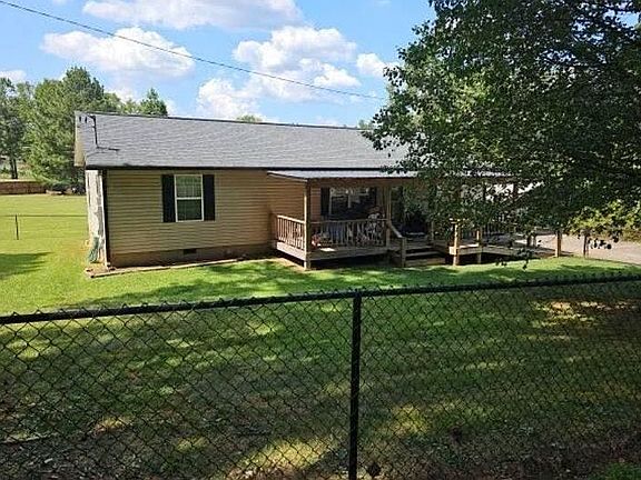3rd image of 1437 Lake Creek Rd