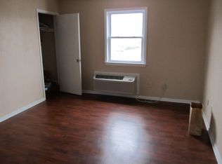 627 W C St APT 1, Elizabethton, TN 37643