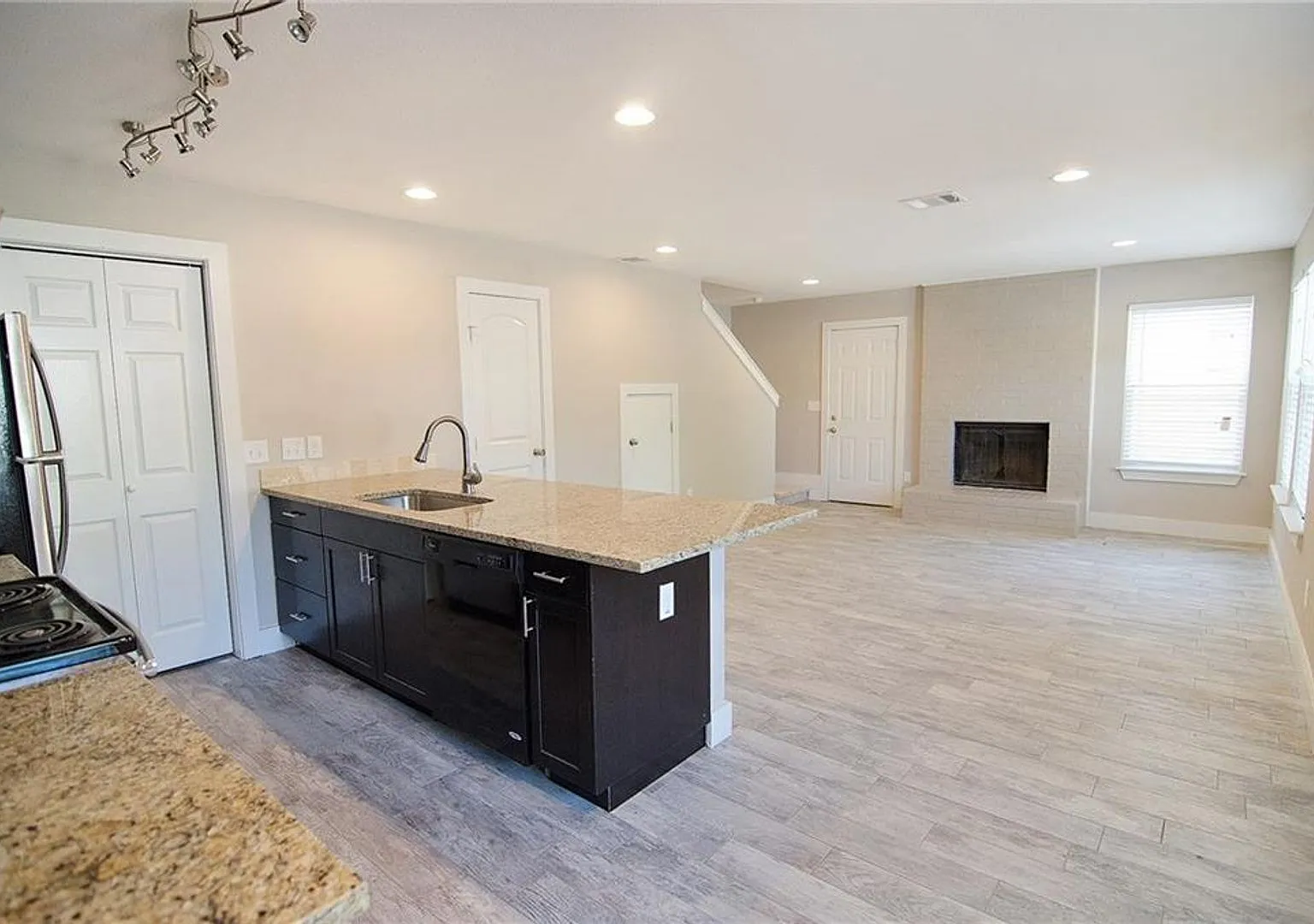 Updated 2-Story Townhome in Prime North Austin — Photo 4