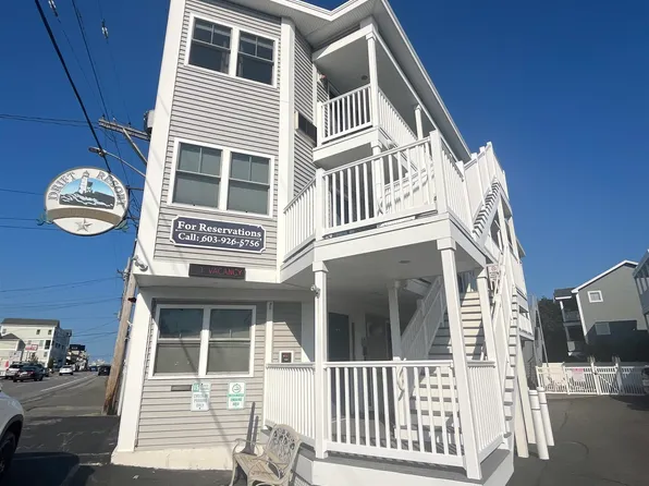 18 Ocean Blvd #18, Hampton, NH 03842