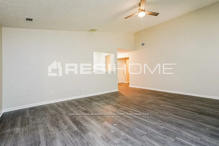 935 River Glen Pl — Photo 6