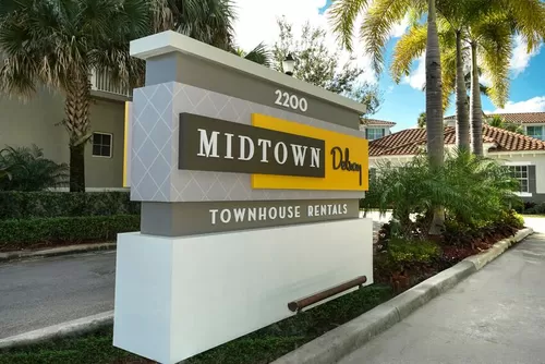 Midtown sign - Midtown Delray