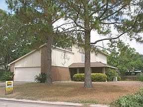 1st image of 2609 El Camino St