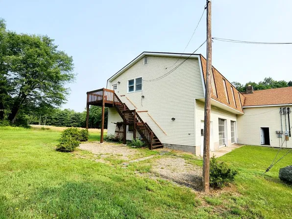 520-524 Post Hill Rd, Henryville, PA 18332