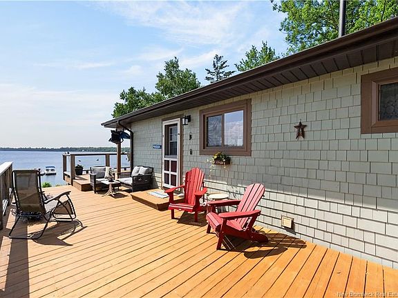 3rd image of 368 Square Lake Rd