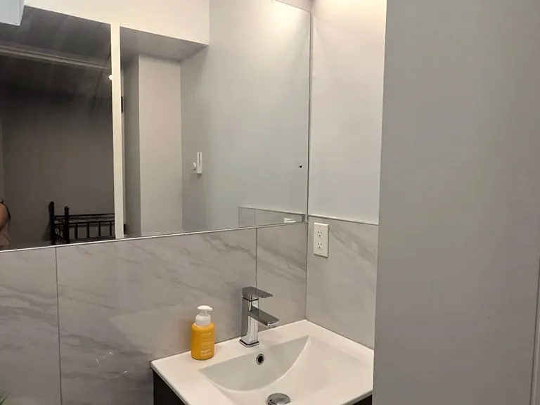3771 Frances St #BASEMENT — Photo 12