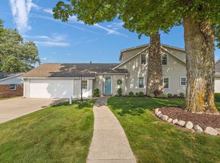4577 6th St, Caledonia, MI 49316