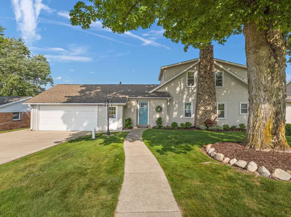 4577 6th St, Caledonia, MI 49316