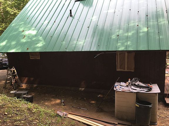 4th image of 65 Chalet Dr