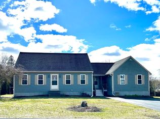 43 Boston Hill Rd, Fairhaven, MA 02719