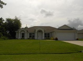 3892 SW Chicopee St, Port Saint Lucie, FL 34953