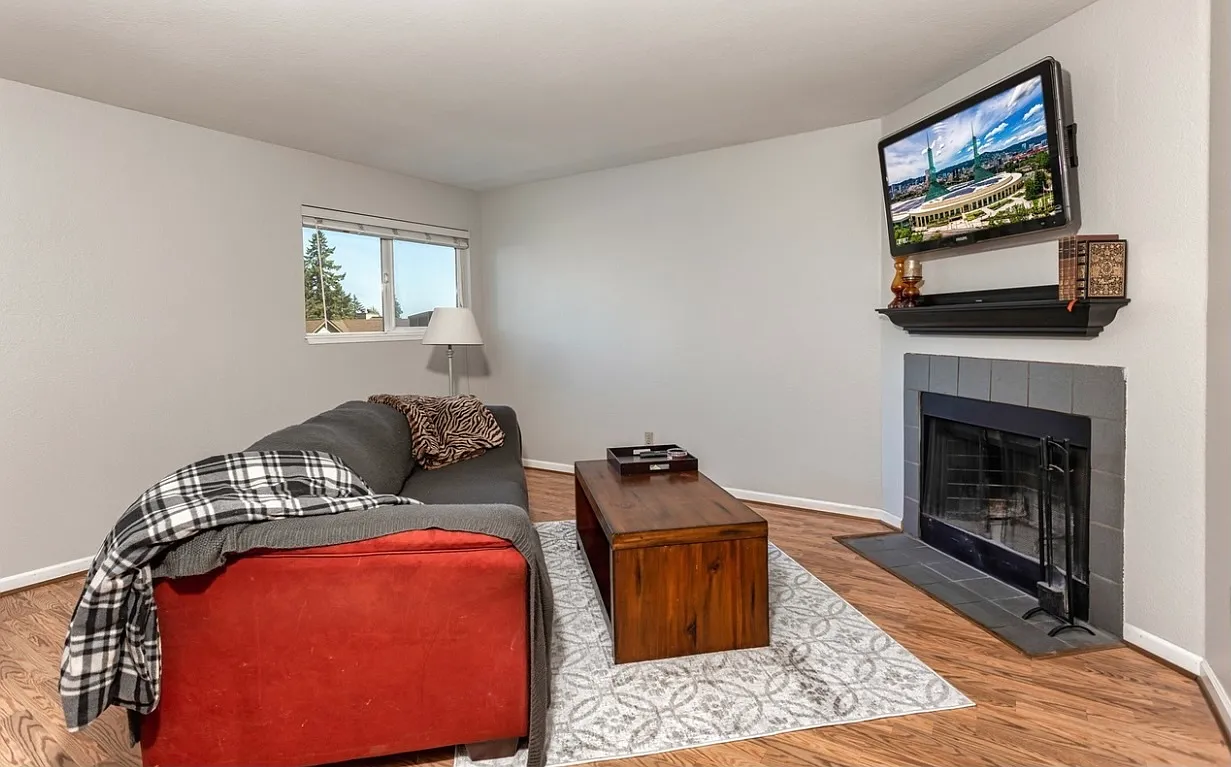 1 bed, 723 sqft, $1,550 — Photo 3