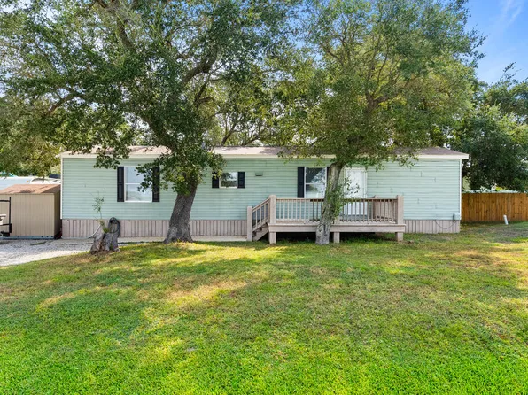 1106 Fm 1781, Rockport, TX 78382