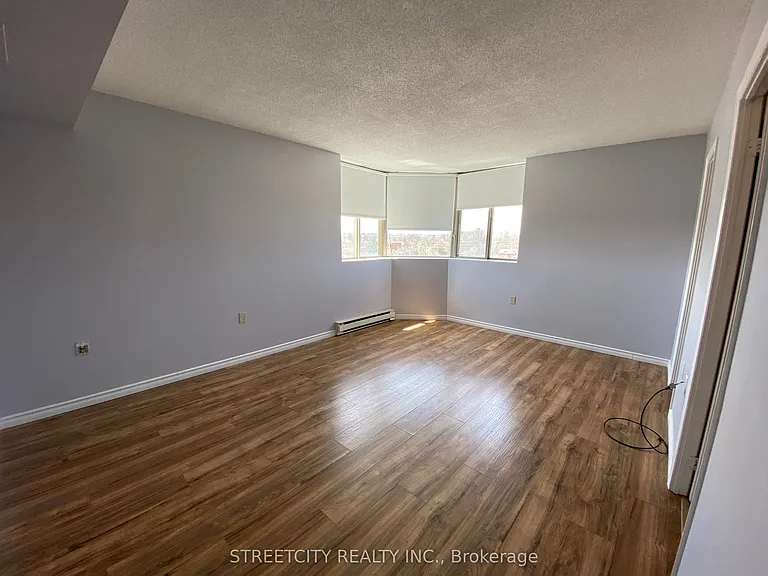 695 Richmond St #805 — Photo 10