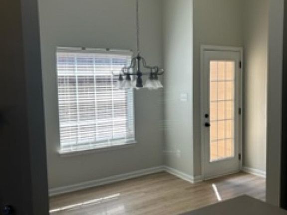 3rd image of 8595 Napoli Dr