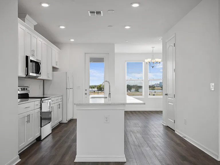 13140 Bovet Ave — Photo 11