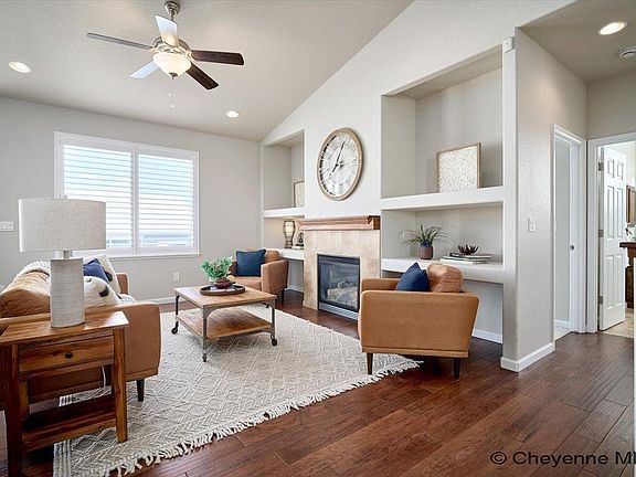 5th image of 1307 Marie Ln