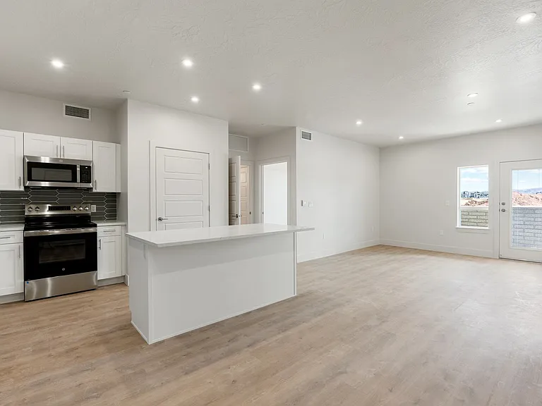 The Vue At Desert Color — Photo 105
