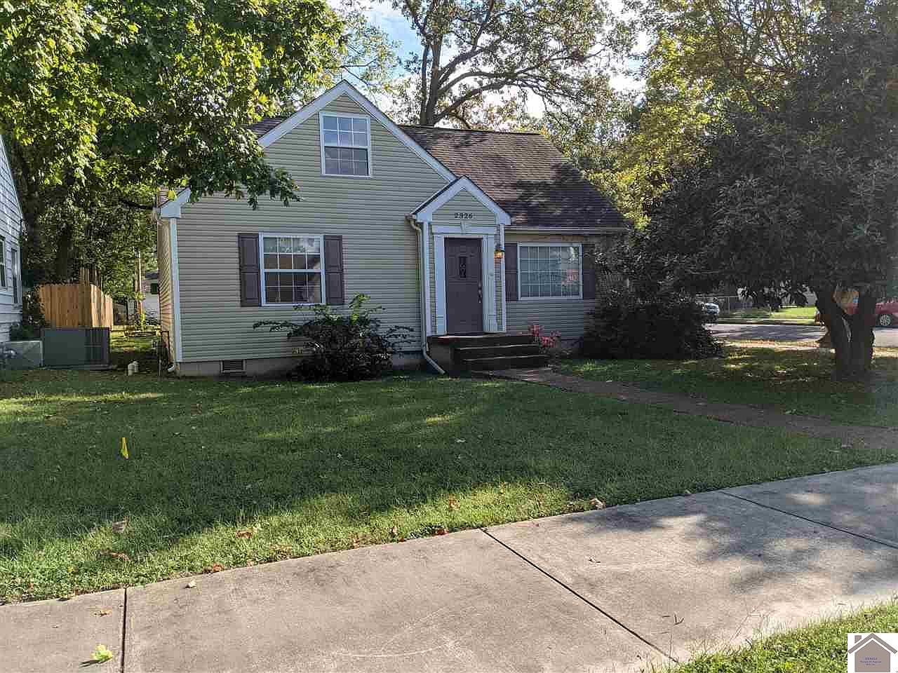 2326 Monroe St, Paducah, KY 42001 Zillow