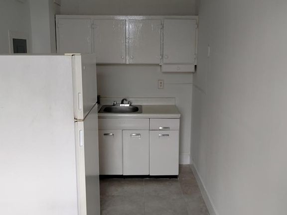 2nd image of 2 Maryland Ave APT 44