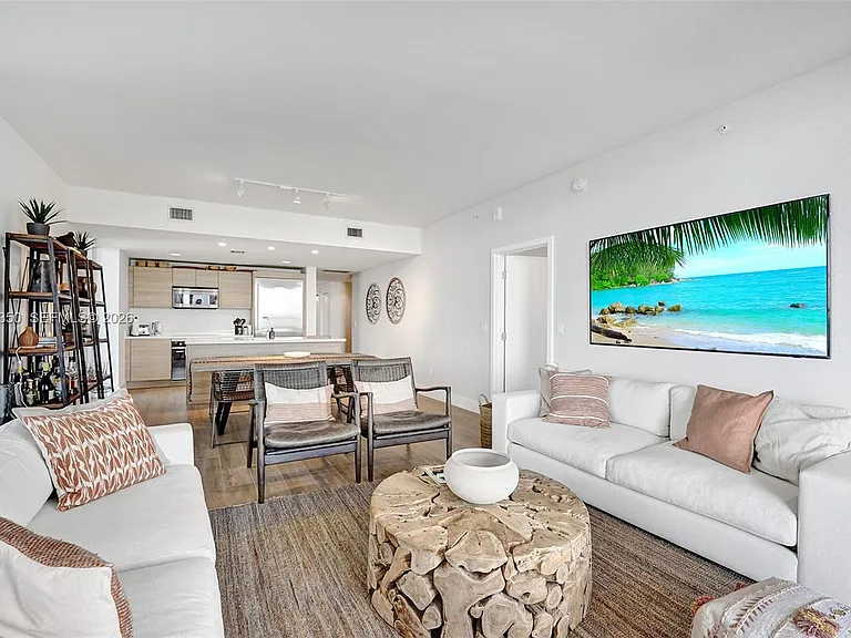 16385 Biscayne Blvd #3107 — Photo 15