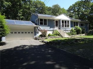96 Scott Ridge Rd, Ridgefield, CT 06877