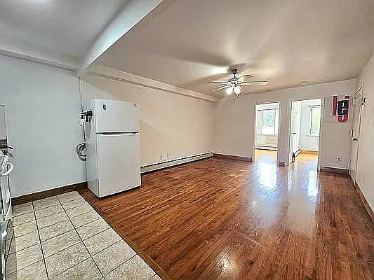 602 39th St #205 — Photo 9