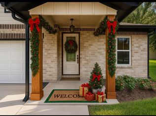 708 Azalea St, Prairie View, TX 77484