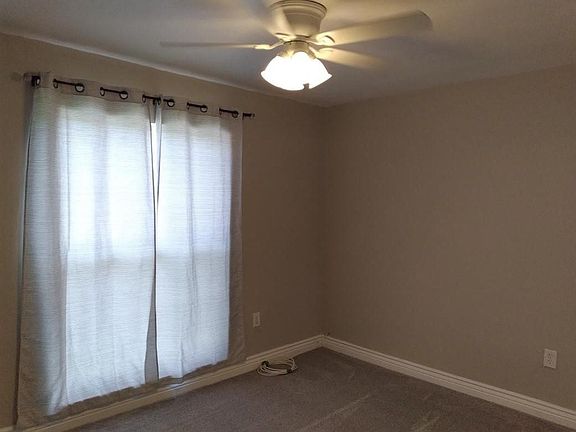 5th image of 11370 NW 35th Street
