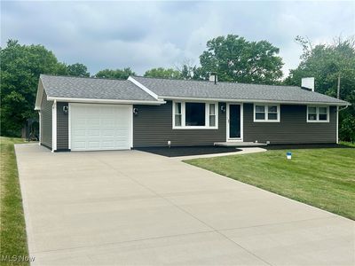 2685 Sunlight Ave NE, East Canton, OH, 44730